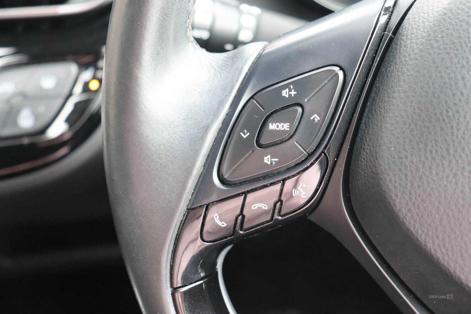 Jan 2019 Toyota C-HR 1.8 Hybrid Design 5dr CVT