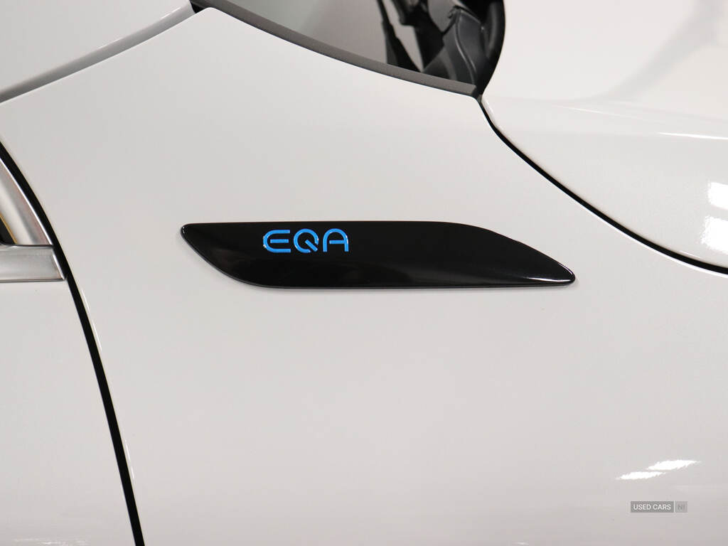 Apr 2022 Mercedes-Benz EQA EQA 300 4Matic 168kW AMG Line 66.5kWh 5dr Auto