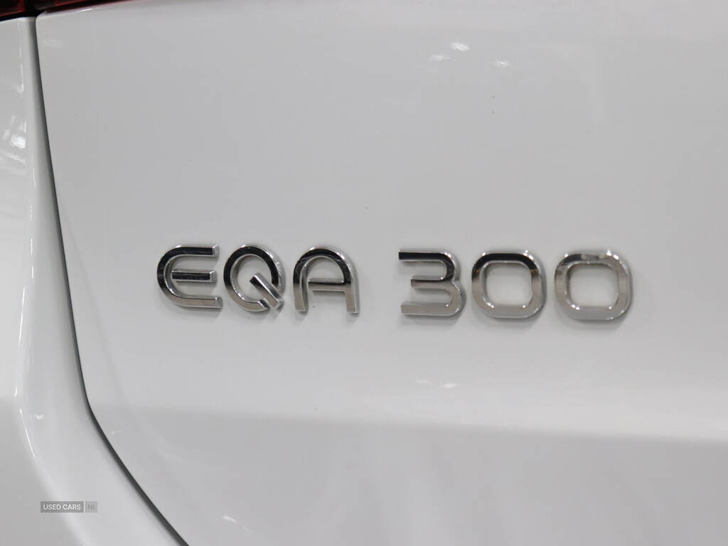 Apr 2022 Mercedes-Benz EQA EQA 300 4Matic 168kW AMG Line 66.5kWh 5dr Auto