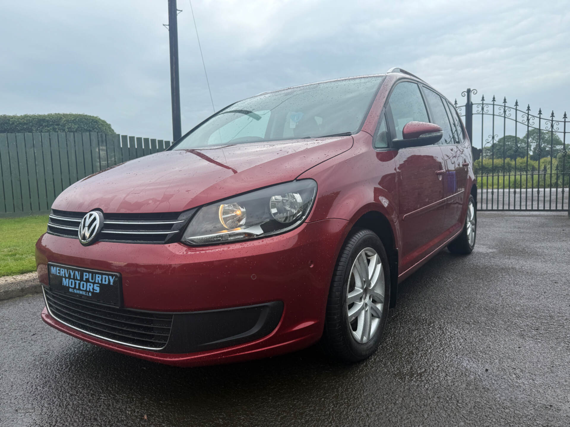 Feb 2012 Volkswagen Touran 1.6 TDI 105 SE 5dr