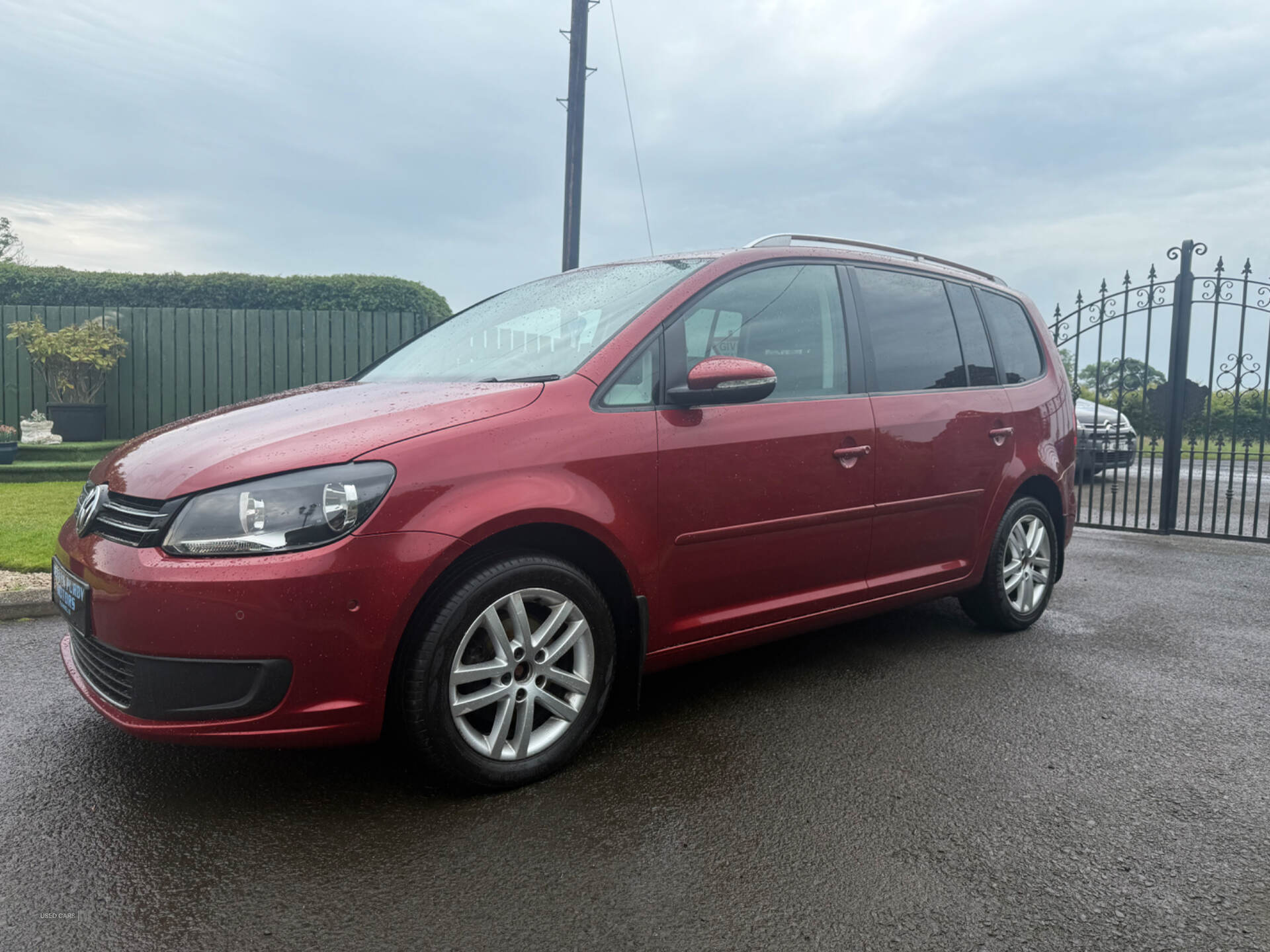 Feb 2012 Volkswagen Touran 1.6 TDI 105 SE 5dr