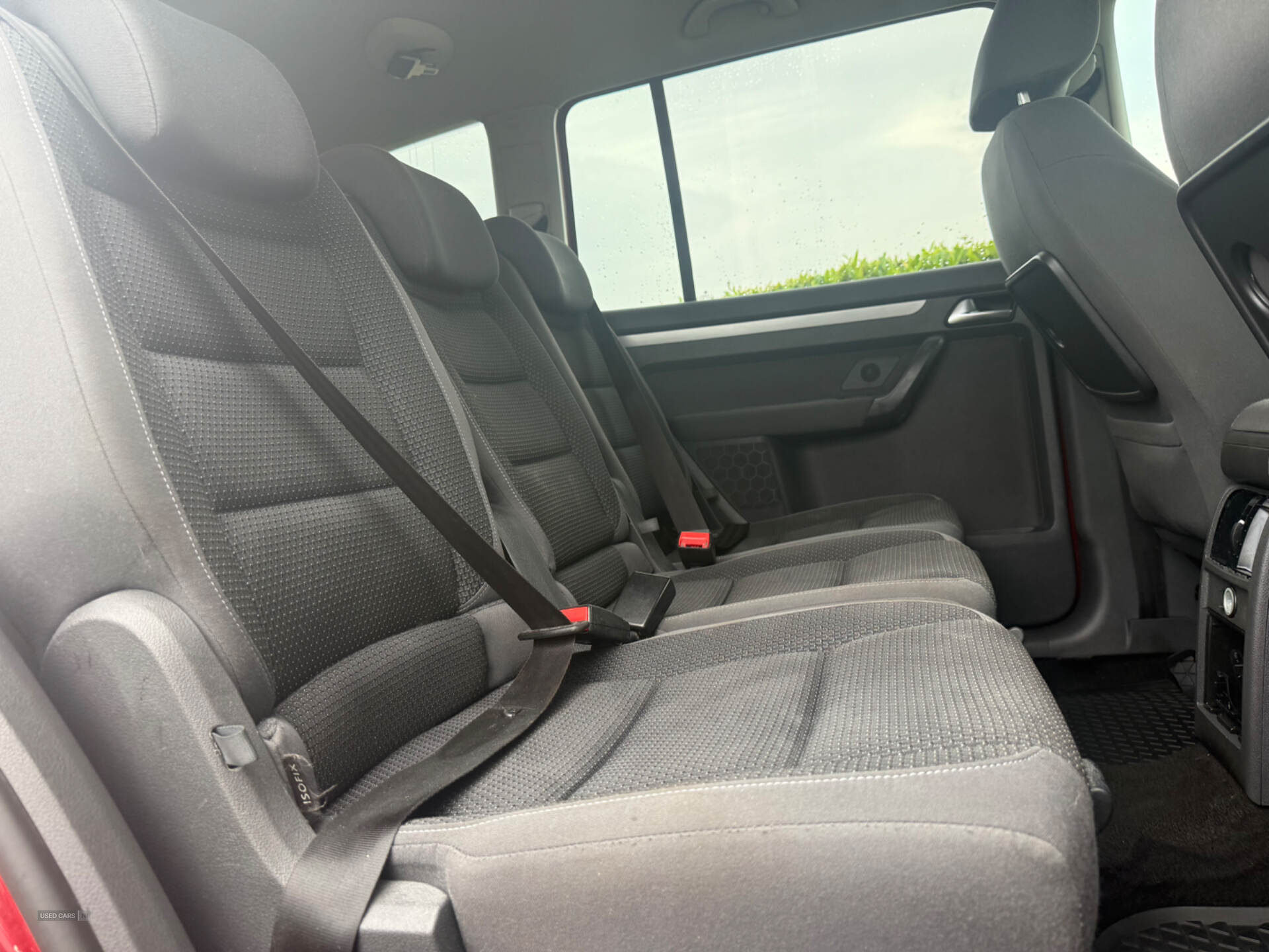 Feb 2012 Volkswagen Touran 1.6 TDI 105 SE 5dr