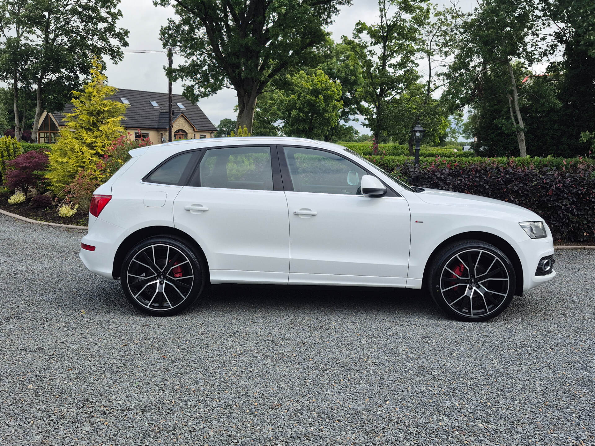 Audi Q5 DIESEL ESTATE in Tyrone