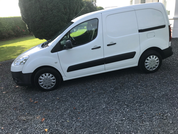 Peugeot Partner L1 DIESEL in Down