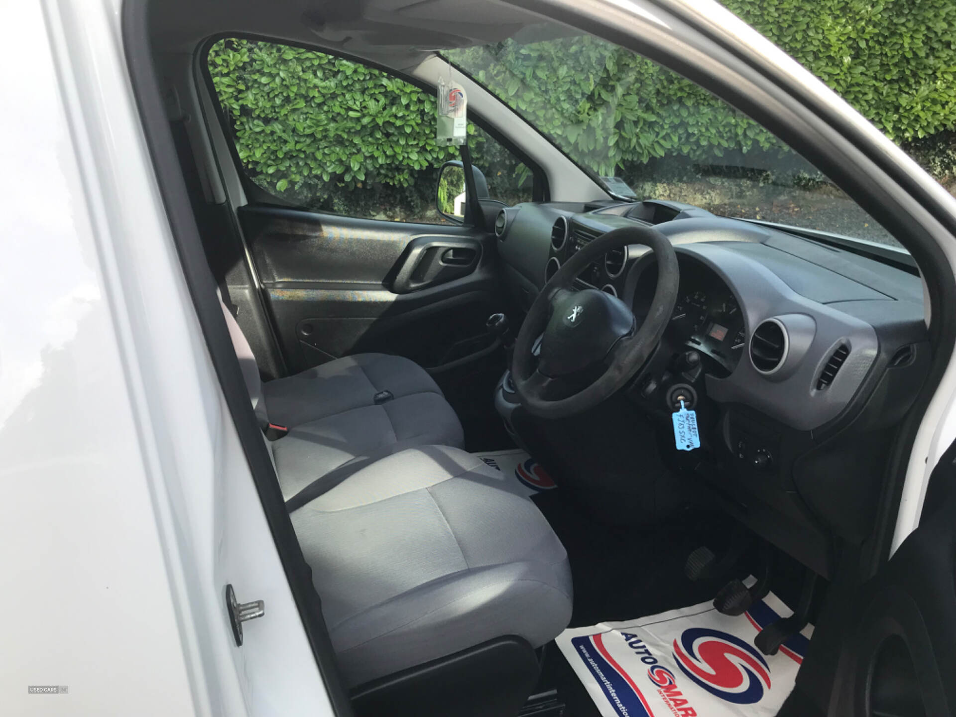 Peugeot Partner L1 DIESEL in Down