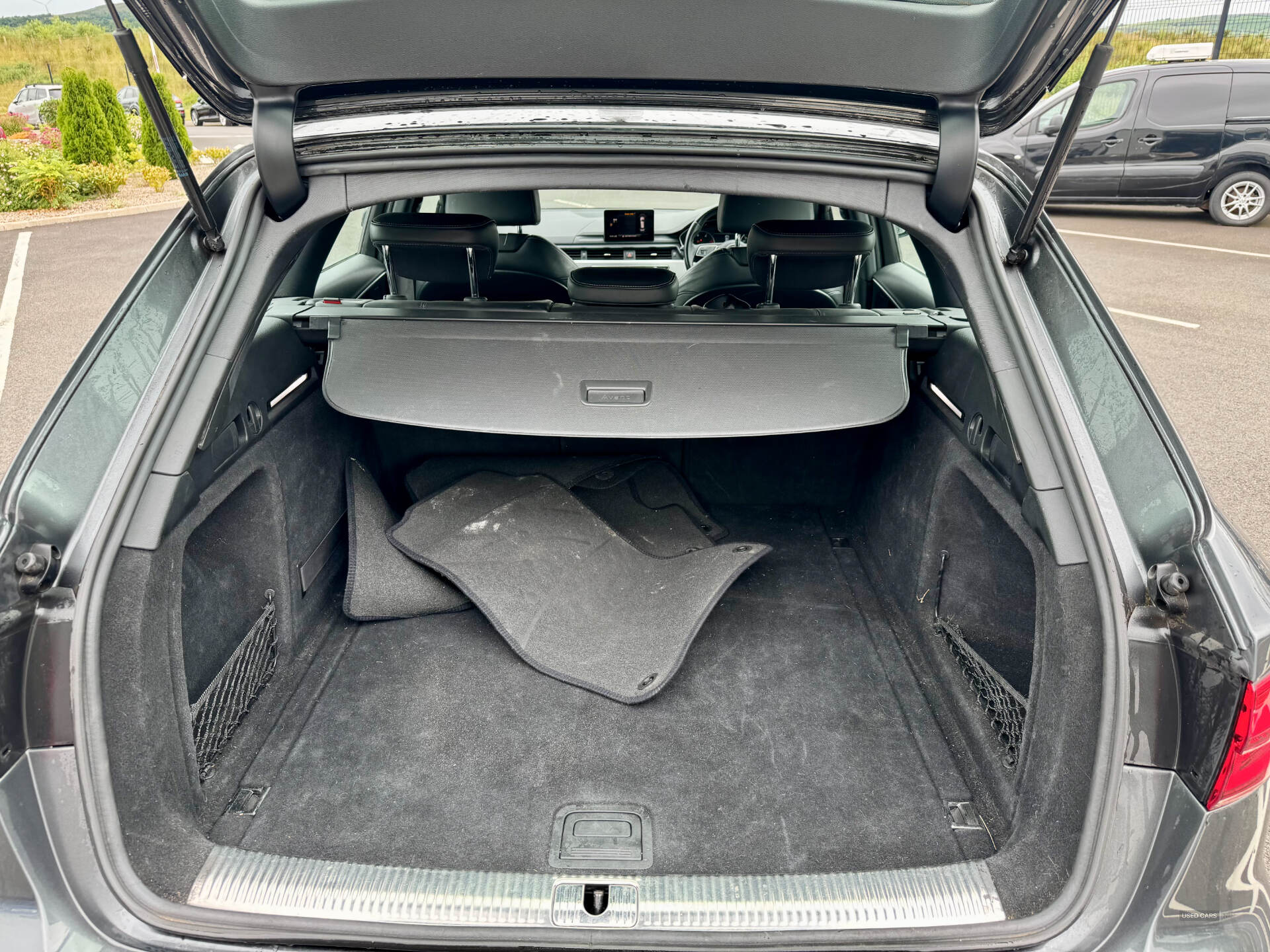Audi A4 DIESEL AVANT in Derry / Londonderry