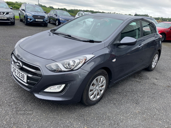 Hyundai i30 HATCHBACK in Armagh