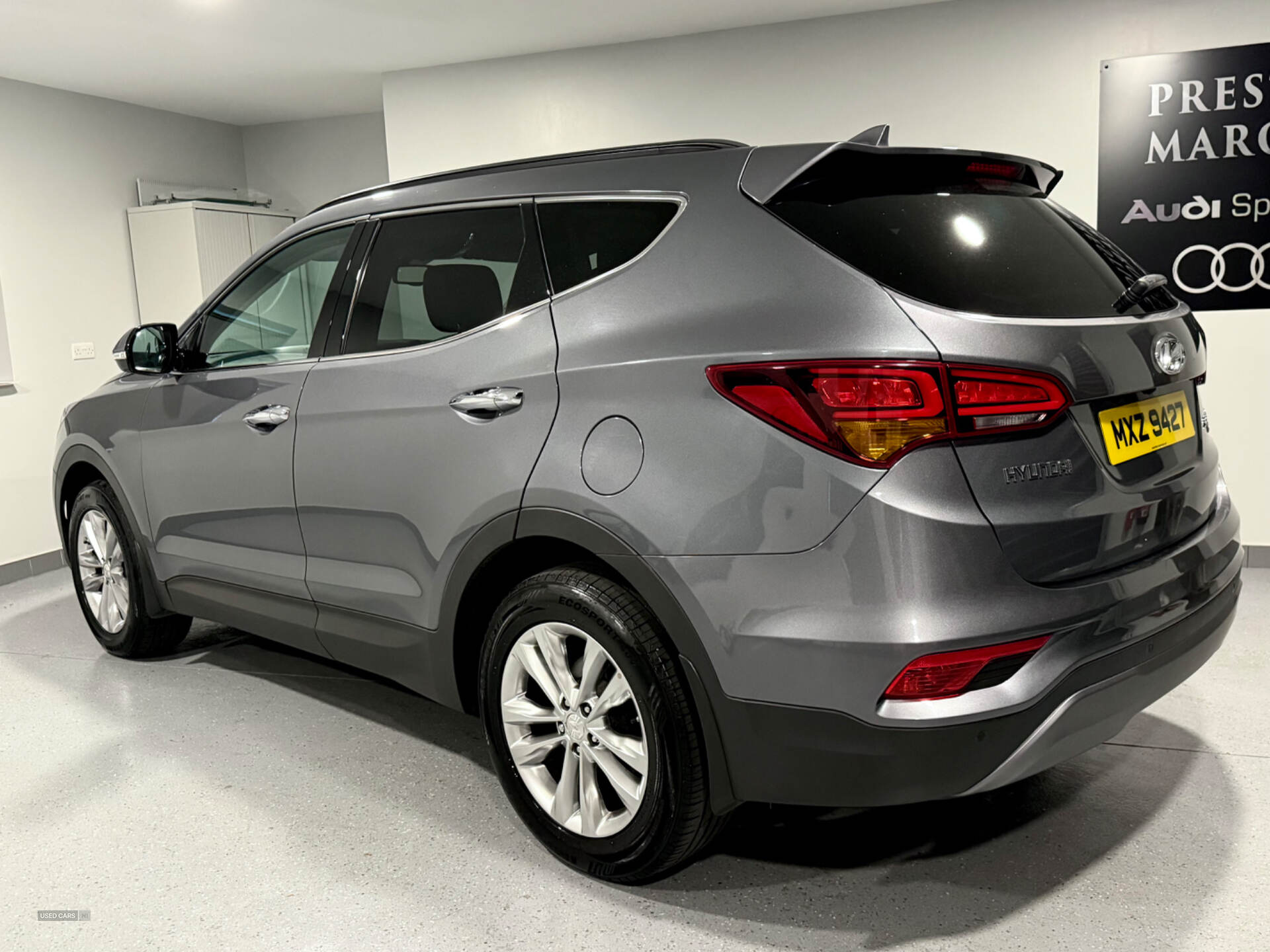 Apr 2017 Hyundai Santa Fe 2.2 CRDi Blue Drive Premium 5dr Auto [7 Seats]