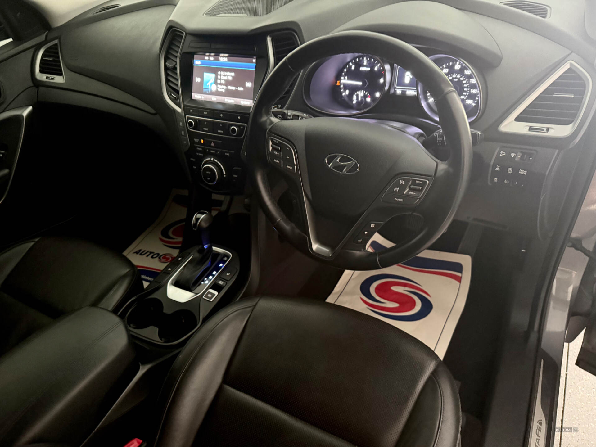 Apr 2017 Hyundai Santa Fe 2.2 CRDi Blue Drive Premium 5dr Auto [7 Seats]