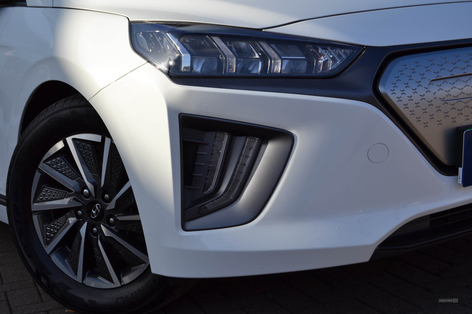 Mar 2022 Hyundai Ioniq 100kW Premium 38kWh 5dr Auto