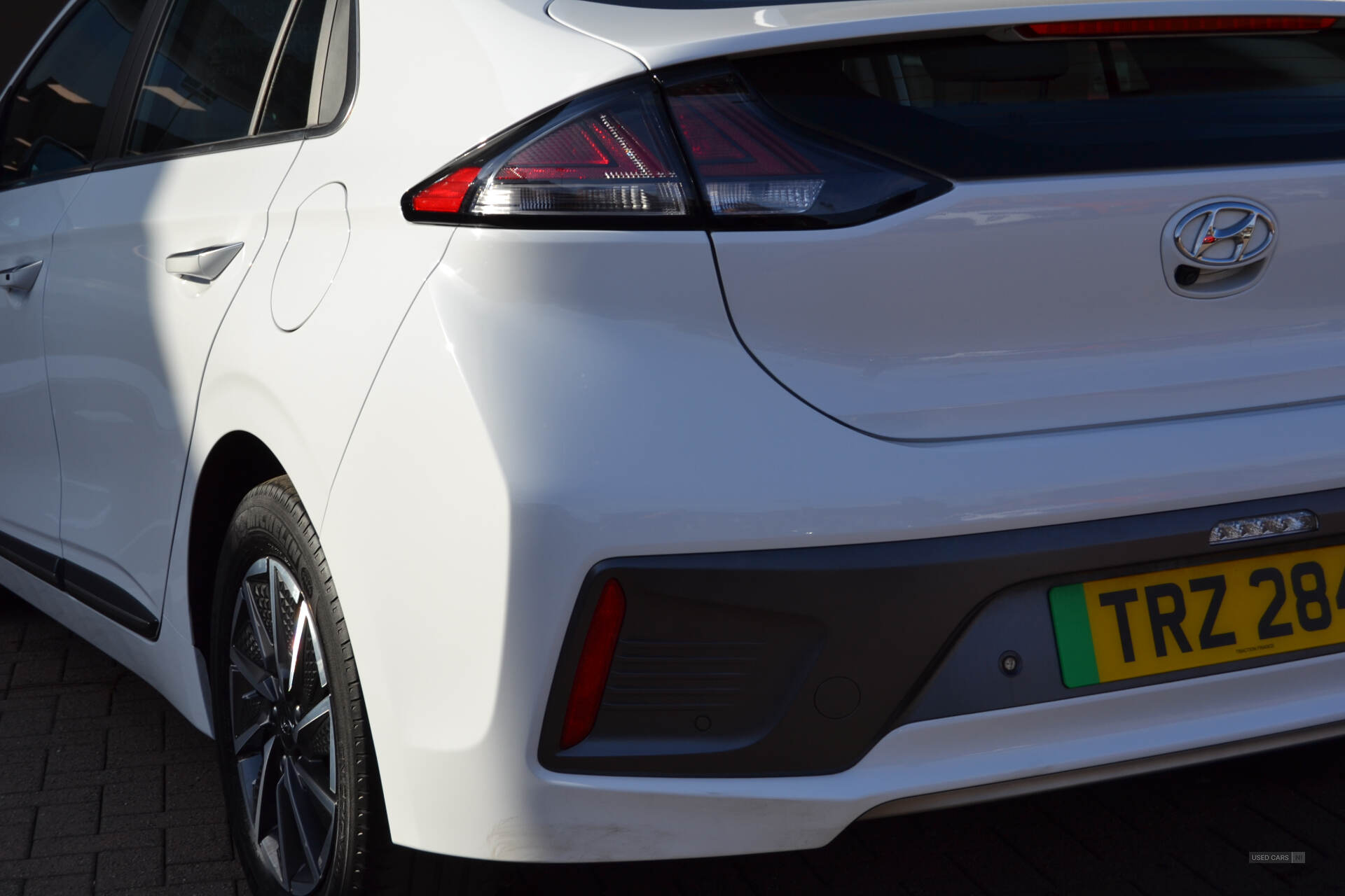 Mar 2022 Hyundai Ioniq 100kW Premium 38kWh 5dr Auto
