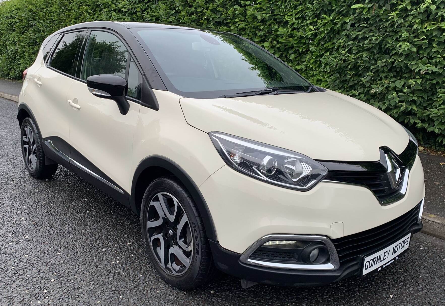 Renault Captur DIESEL HATCHBACK in Tyrone