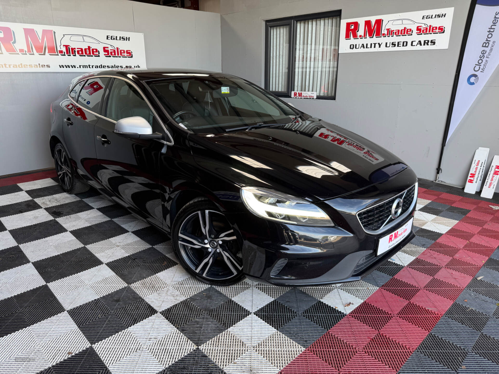 Volvo V40 DIESEL HATCHBACK in Tyrone
