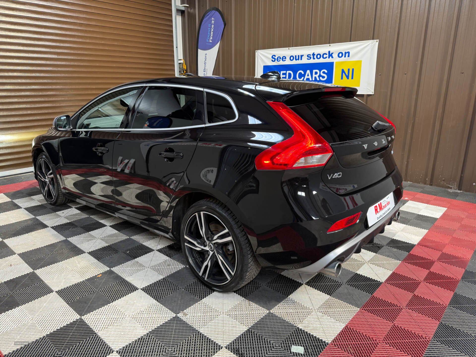 Volvo V40 DIESEL HATCHBACK in Tyrone