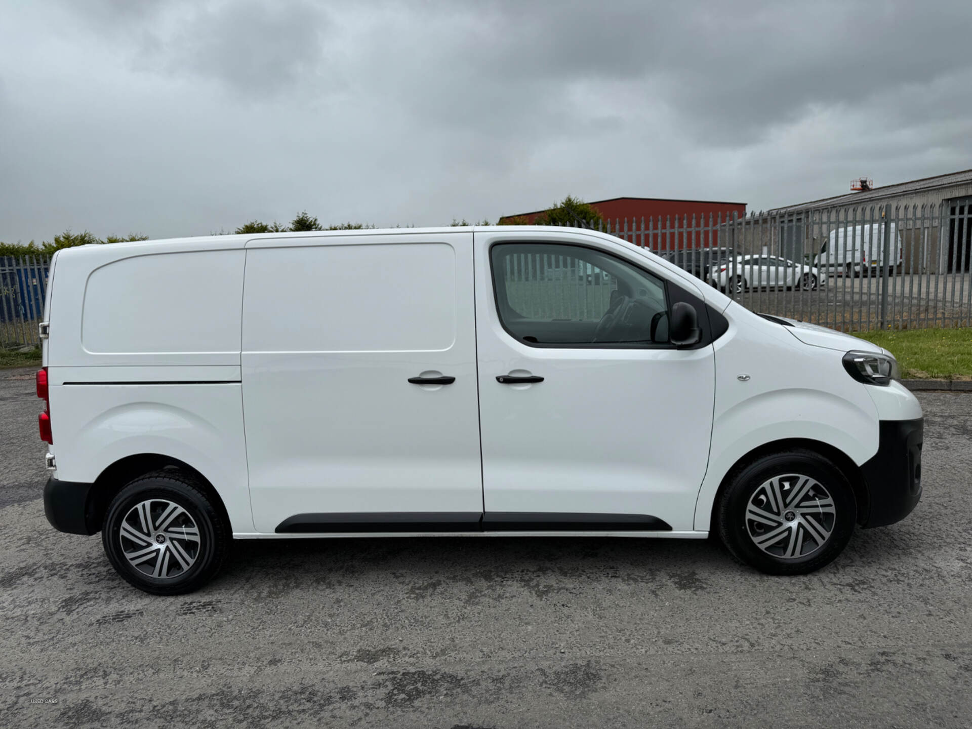 Peugeot Expert STANDARD DIESEL in Derry / Londonderry