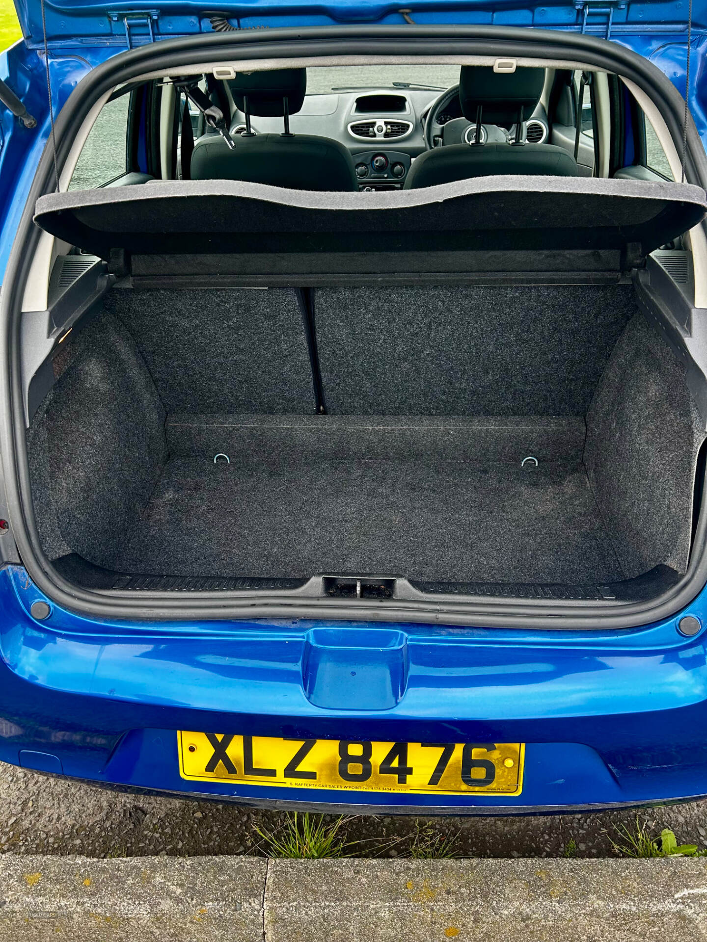 Aug 2009 Renault Clio 1.2 16V Expression 5dr