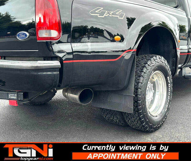 Feb 2005 Ford F-350 Super Dry Lariat Dually