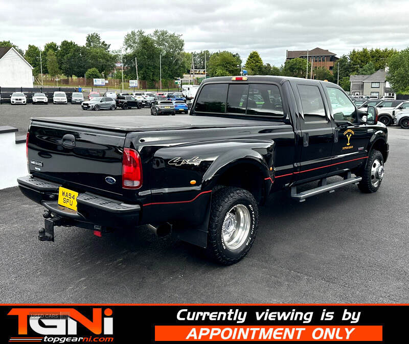 Feb 2005 Ford F-350 Super Dry Lariat Dually