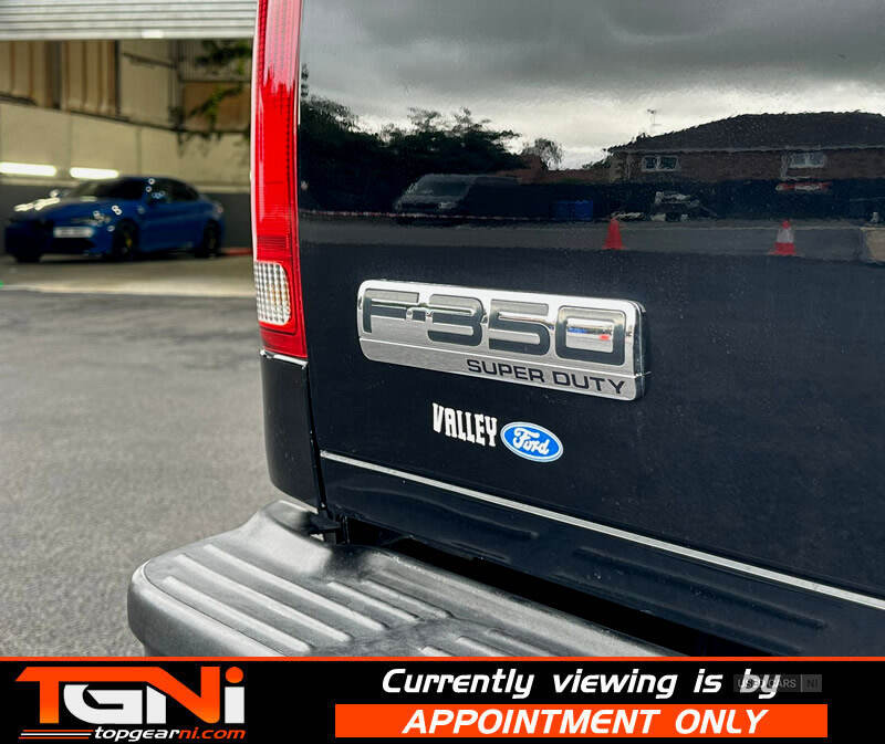 Feb 2005 Ford F-350 Super Dry Lariat Dually