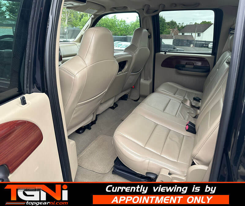 Feb 2005 Ford F-350 Super Dry Lariat Dually