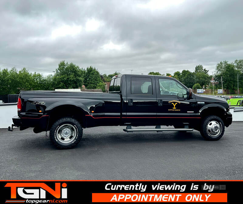 Feb 2005 Ford F-350 Super Dry Lariat Dually