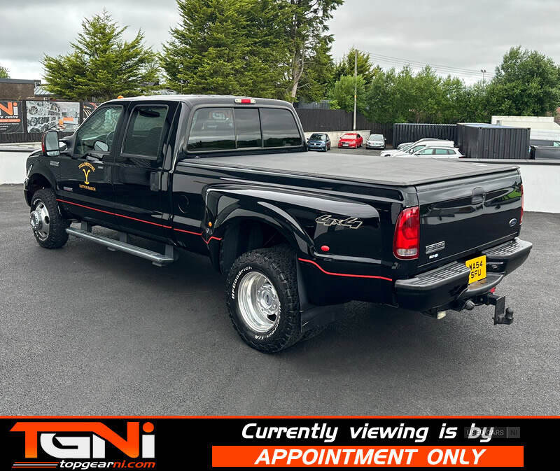 Feb 2005 Ford F-350 Super Dry Lariat Dually