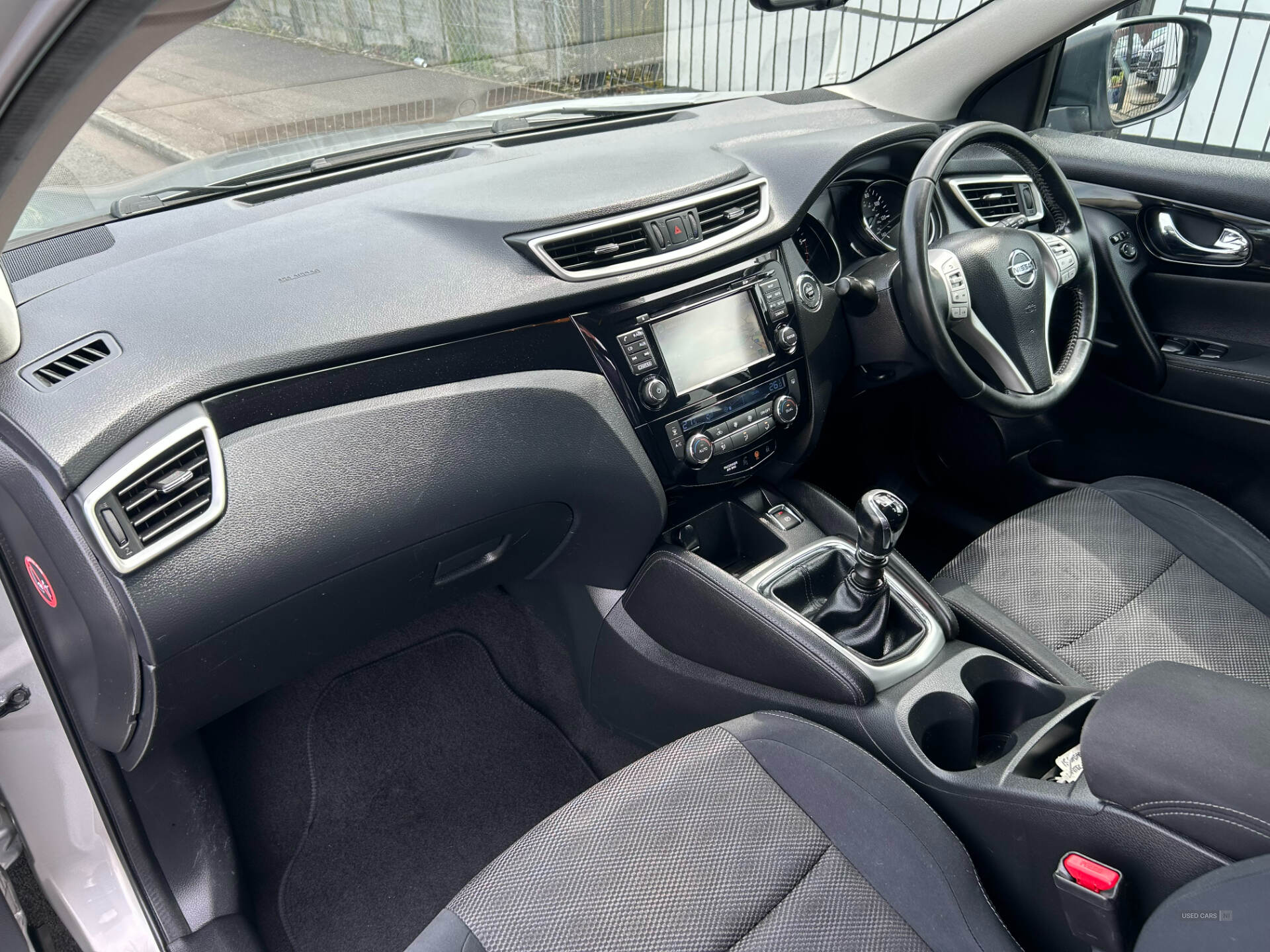 Jan 2015 Nissan Qashqai 1.5 dCi N-Tec+ 5dr