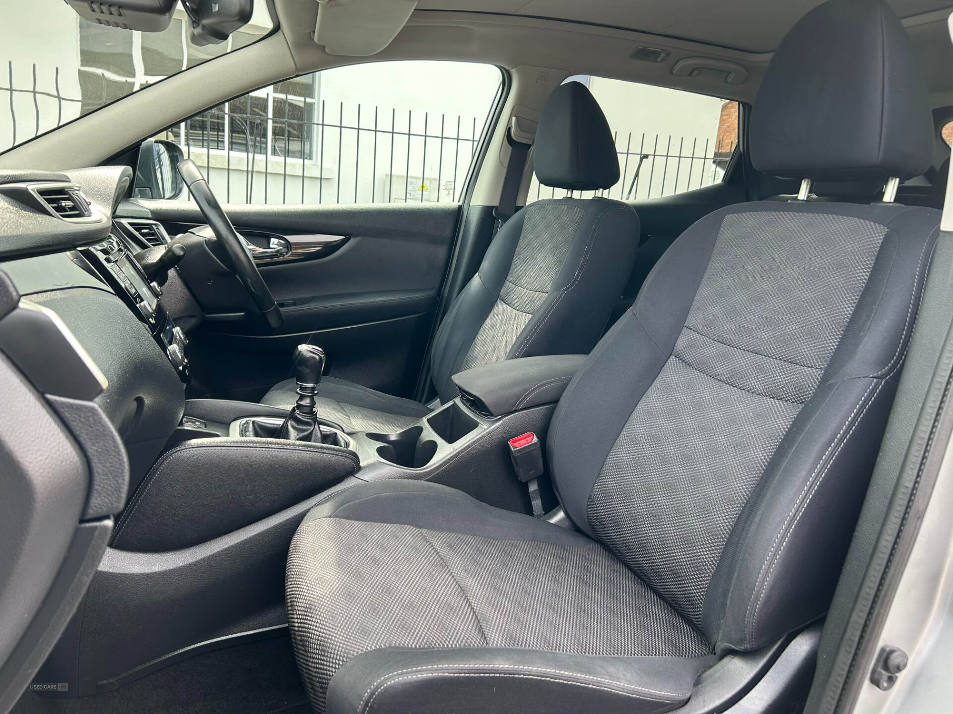 Jan 2015 Nissan Qashqai 1.5 dCi N-Tec+ 5dr