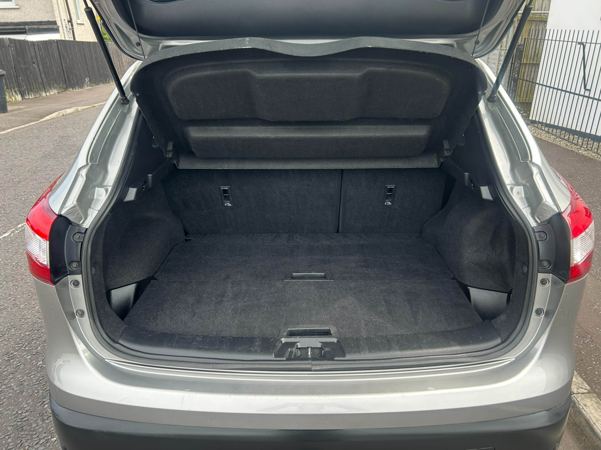 Jan 2015 Nissan Qashqai 1.5 dCi N-Tec+ 5dr