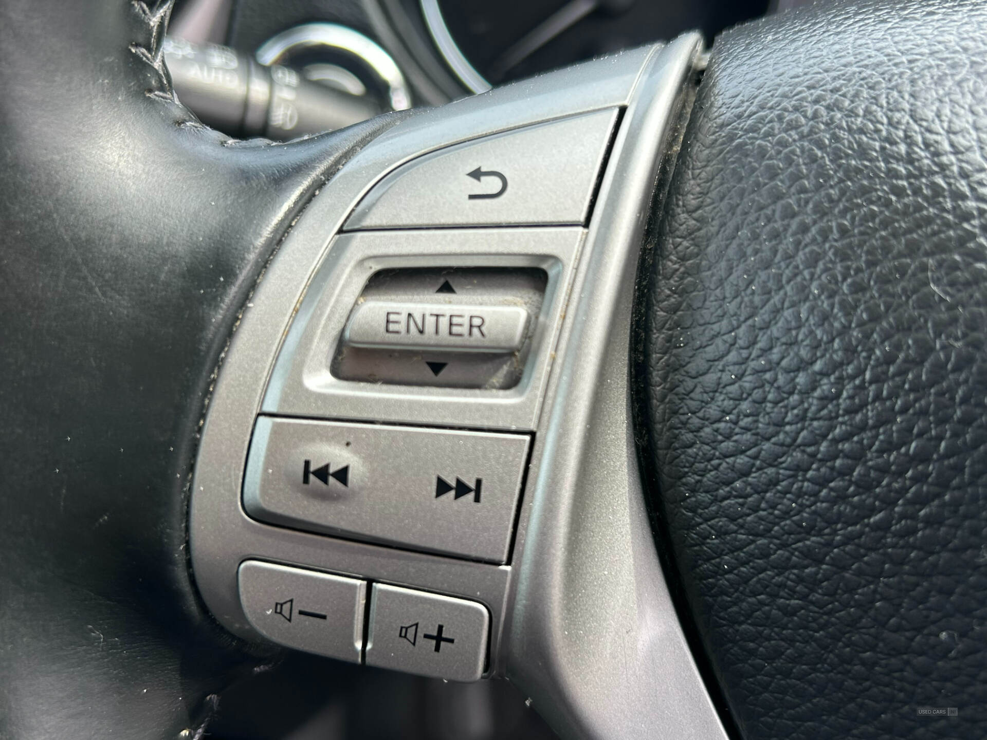 Jan 2015 Nissan Qashqai 1.5 dCi N-Tec+ 5dr