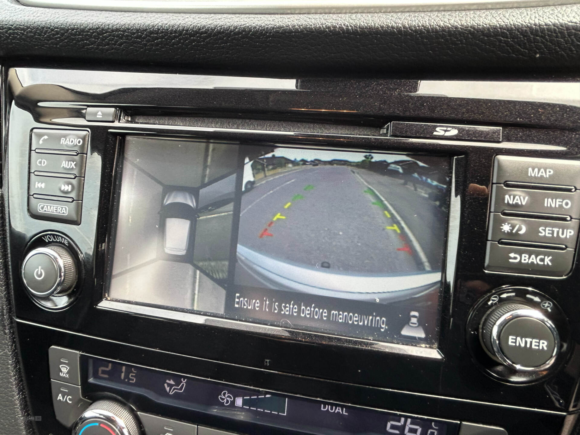 Jan 2015 Nissan Qashqai 1.5 dCi N-Tec+ 5dr