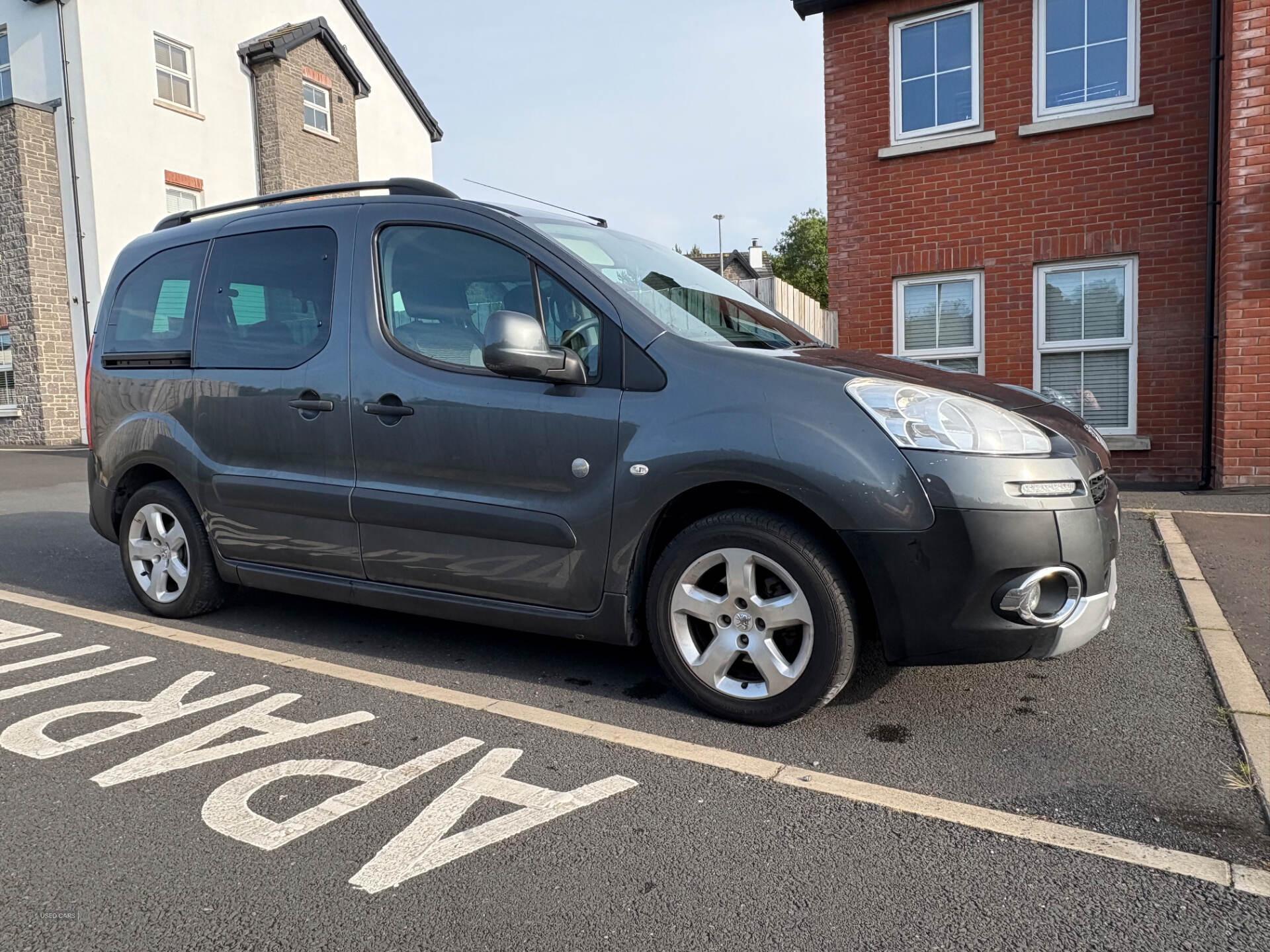 Jul 2014 Peugeot Partner Tepee 1.6 HDi 115 Outdoor 5dr