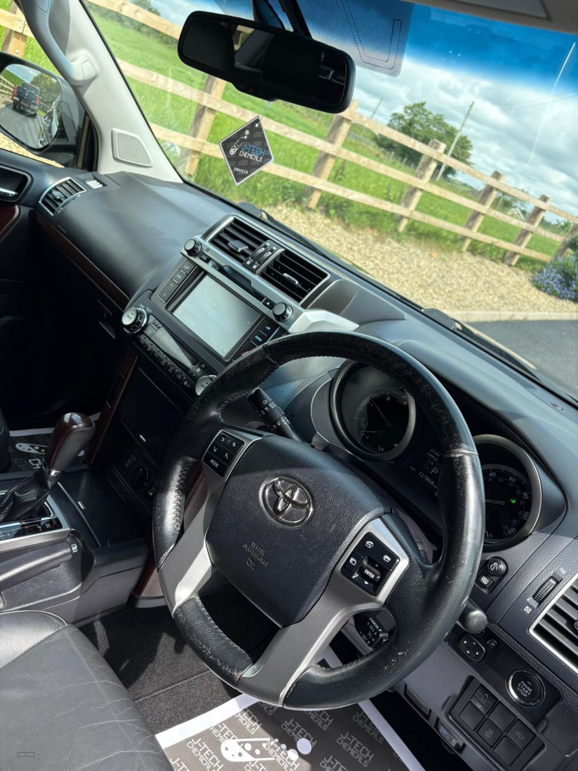 Jan 2015 Toyota Land Cruiser 3.0 D-4D Icon 5dr Auto 7 Seats