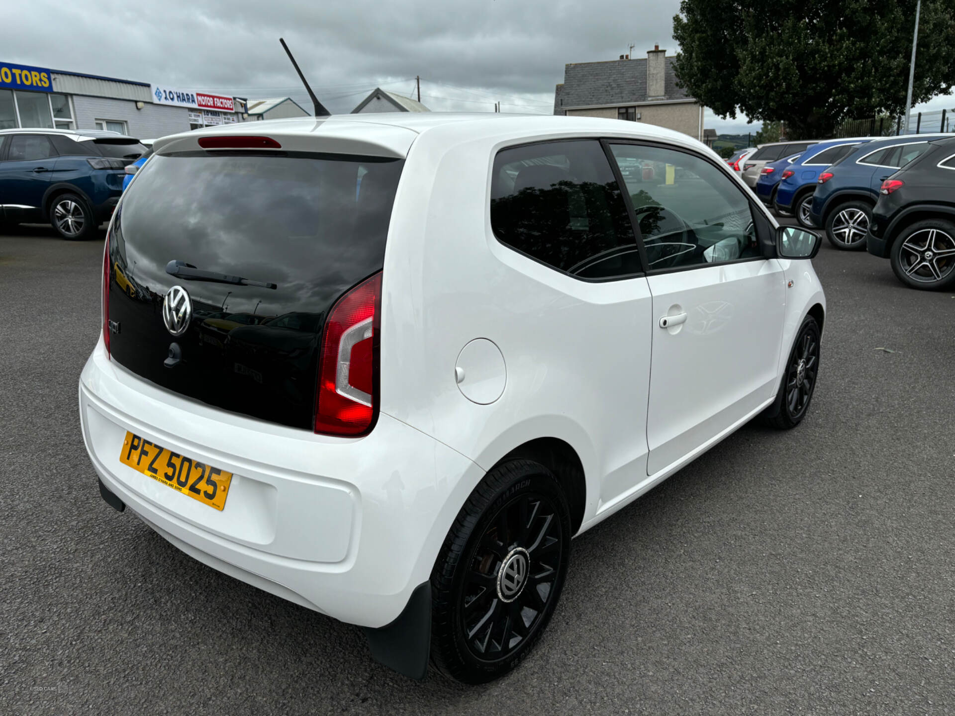 Car Thumbnail 2