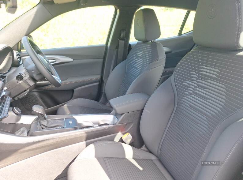 Jun 2025 Alfa Romeo Tonale BRAND NEW 1.5 MHEV SPRINT 160BHP
