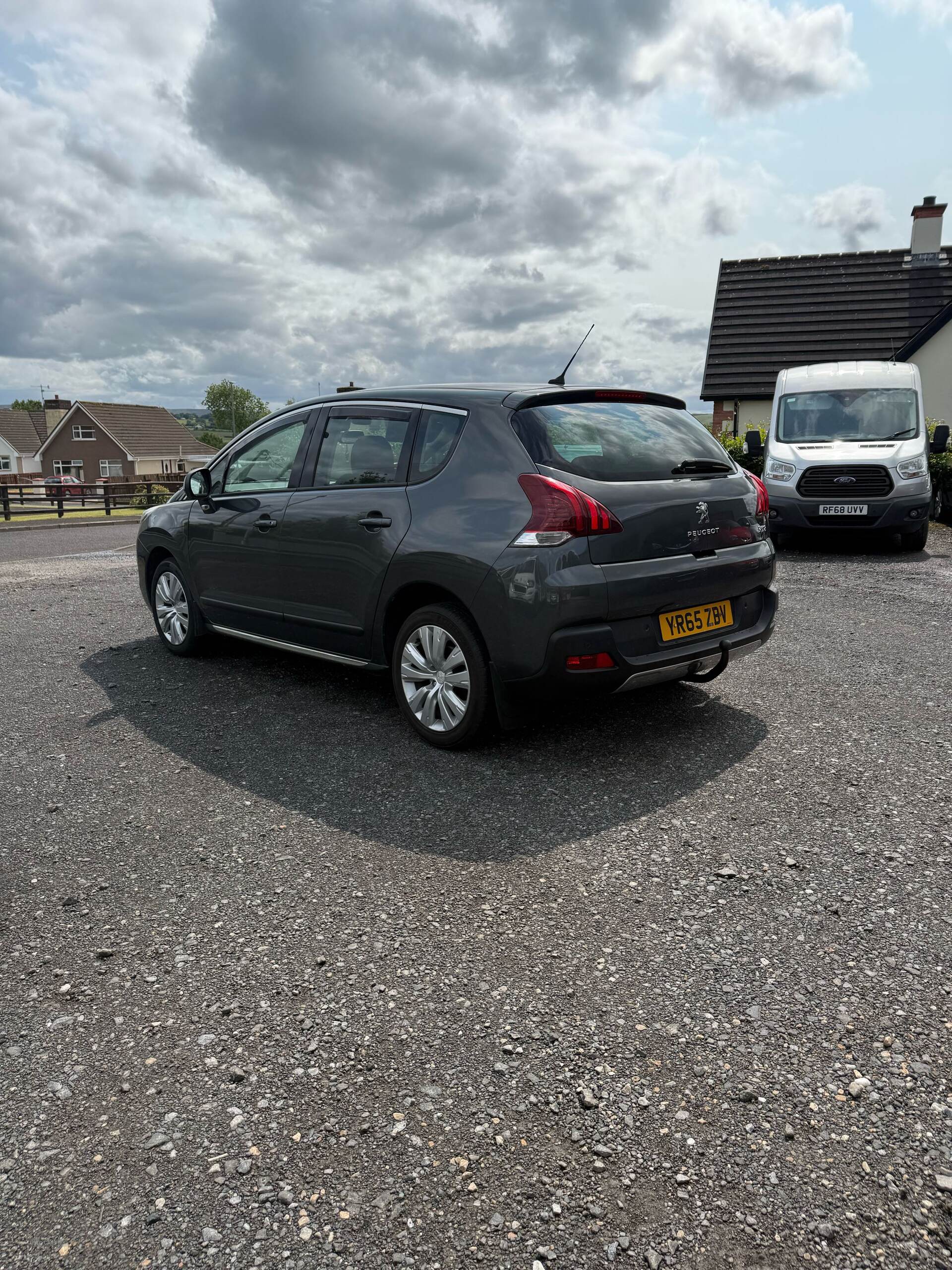Sep 2015 Peugeot 3008 1.6 HDi Active 5dr