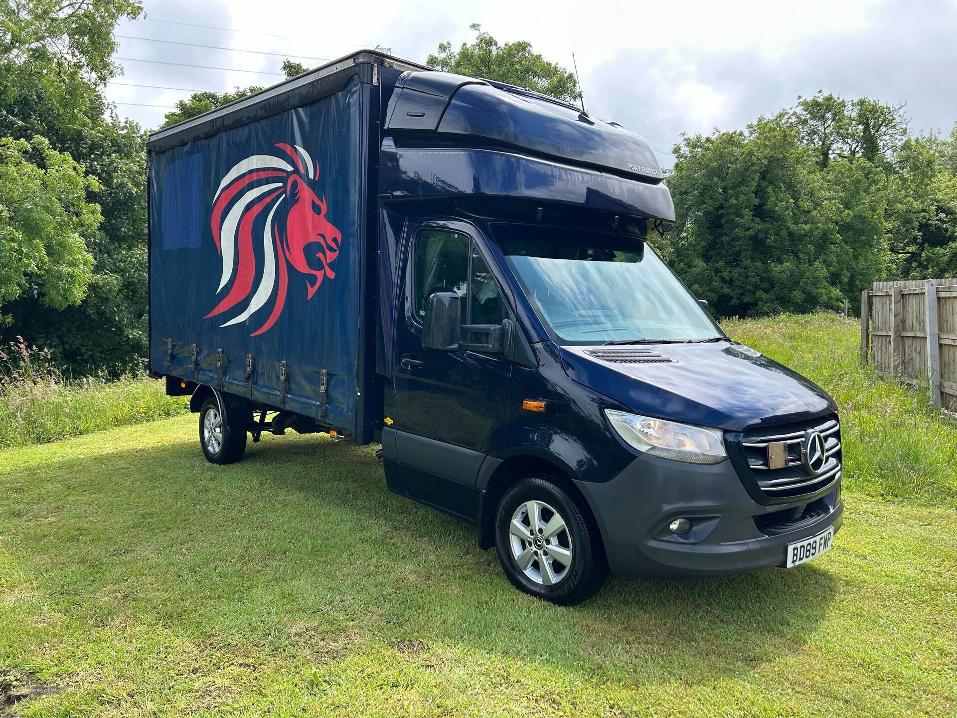 Dec 2019 Mercedes Sprinter 3.5t Chassis Cab