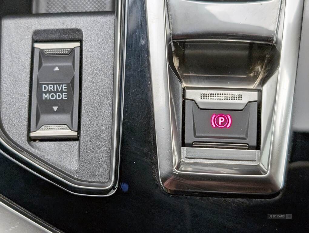 Peugeot 3008 DIESEL ESTATE in Antrim