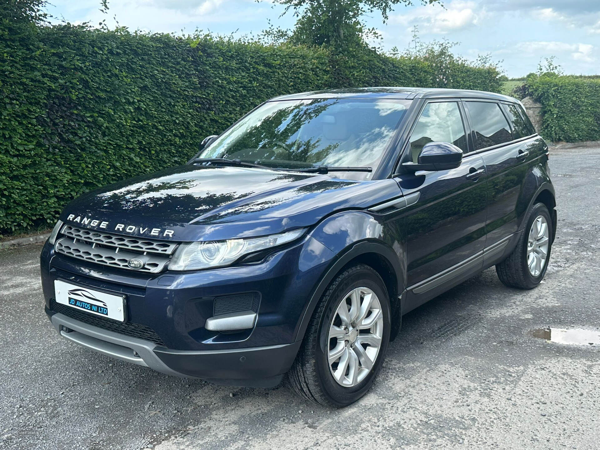 Apr 2014 Land Rover Range Rover Evoque 2.2 SD4 Pure 5dr Auto [9] [Tech Pack]