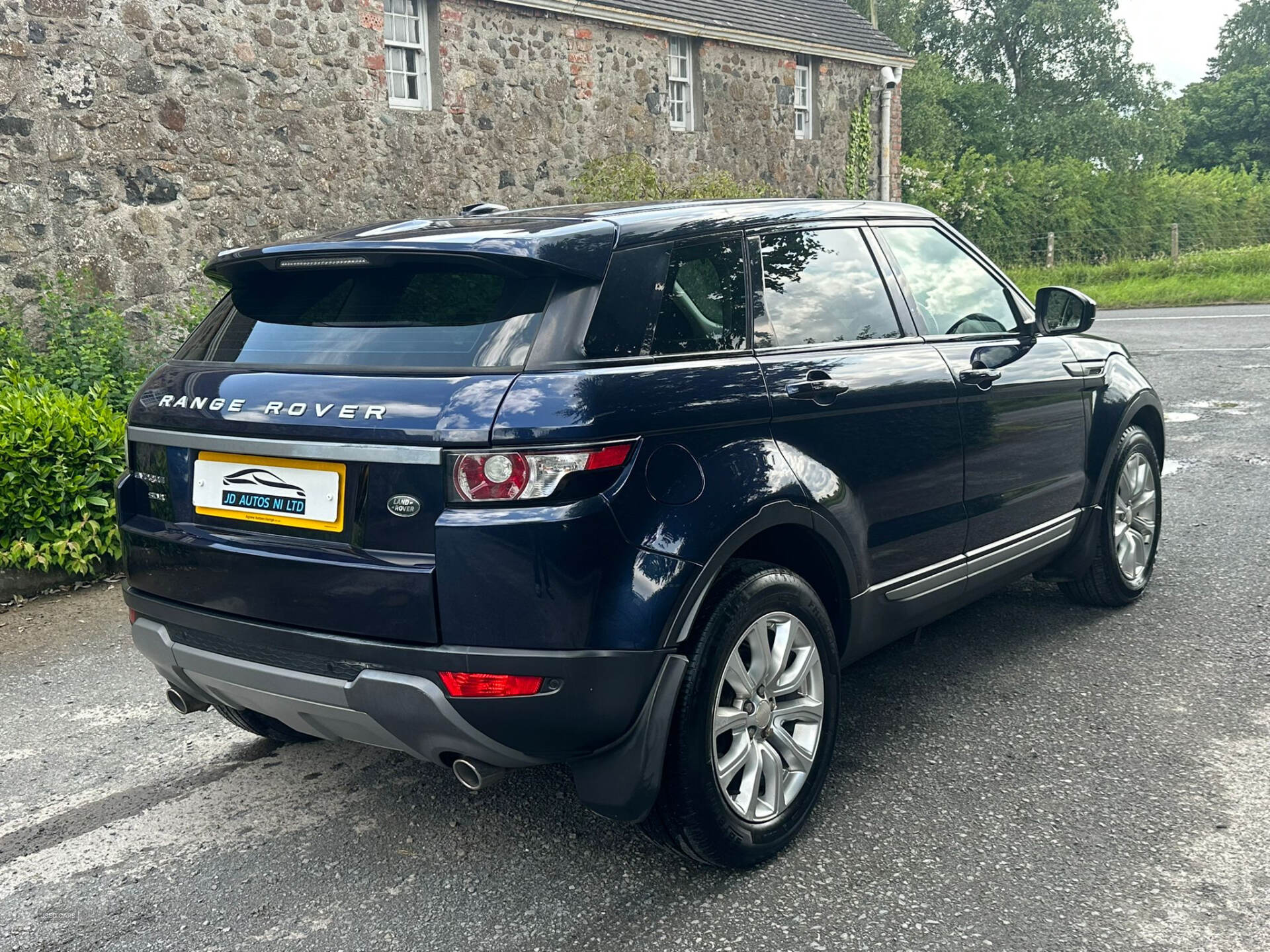 Apr 2014 Land Rover Range Rover Evoque 2.2 SD4 Pure 5dr Auto [9] [Tech Pack]