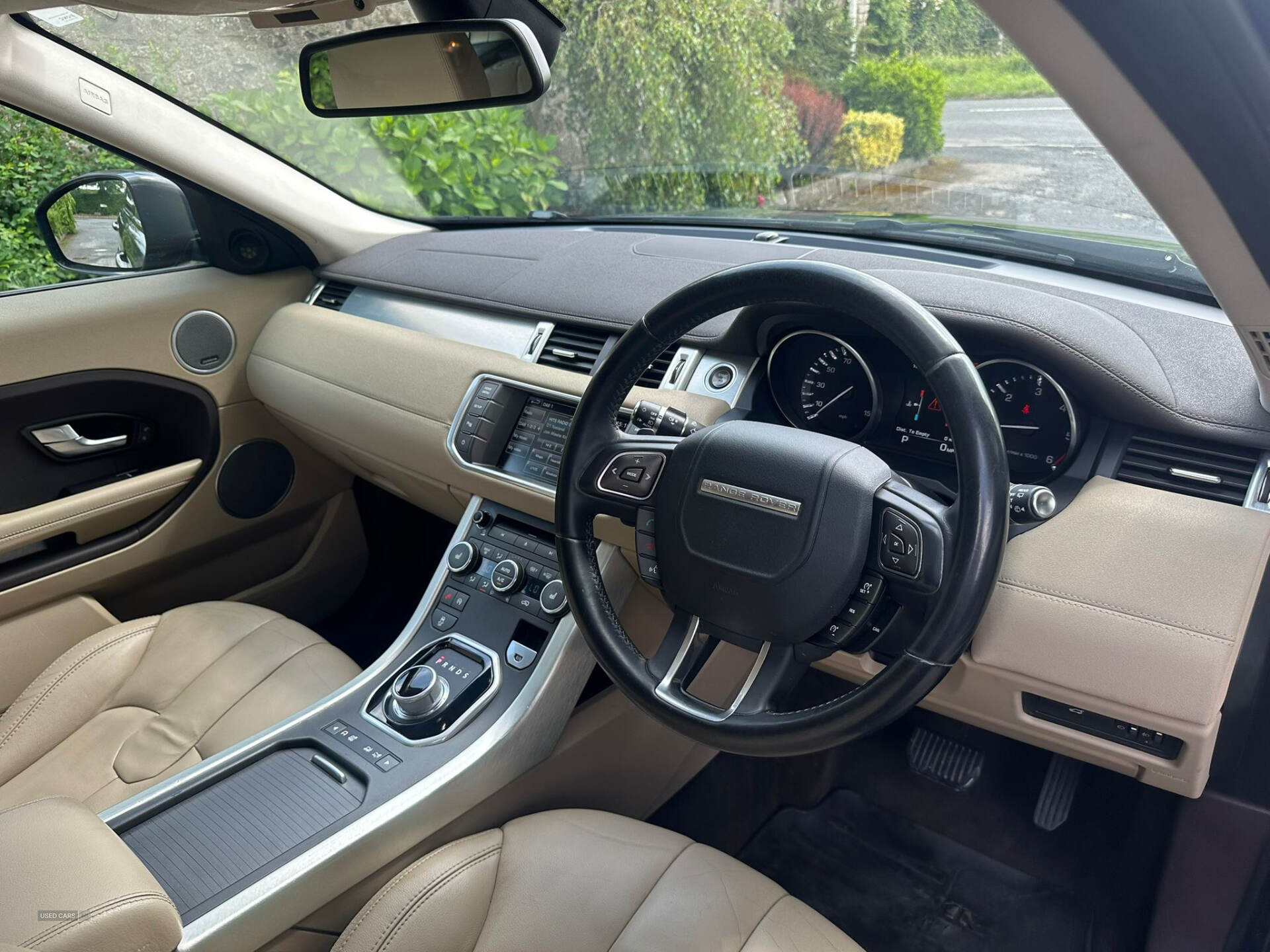 Apr 2014 Land Rover Range Rover Evoque 2.2 SD4 Pure 5dr Auto [9] [Tech Pack]