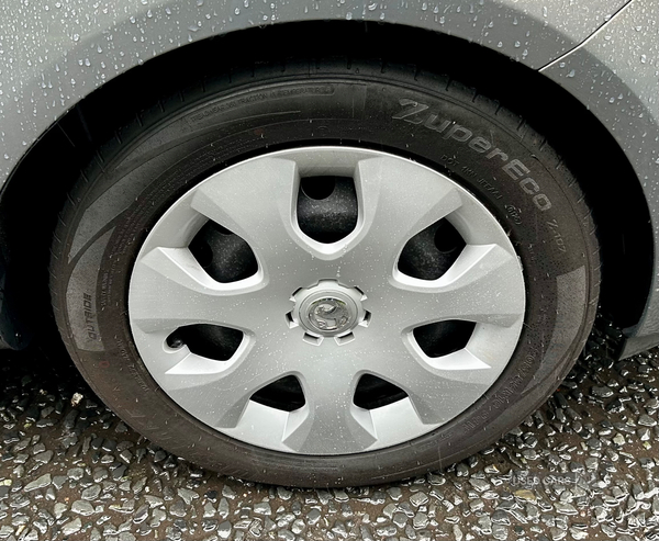 Vauxhall Meriva ESTATE in Tyrone