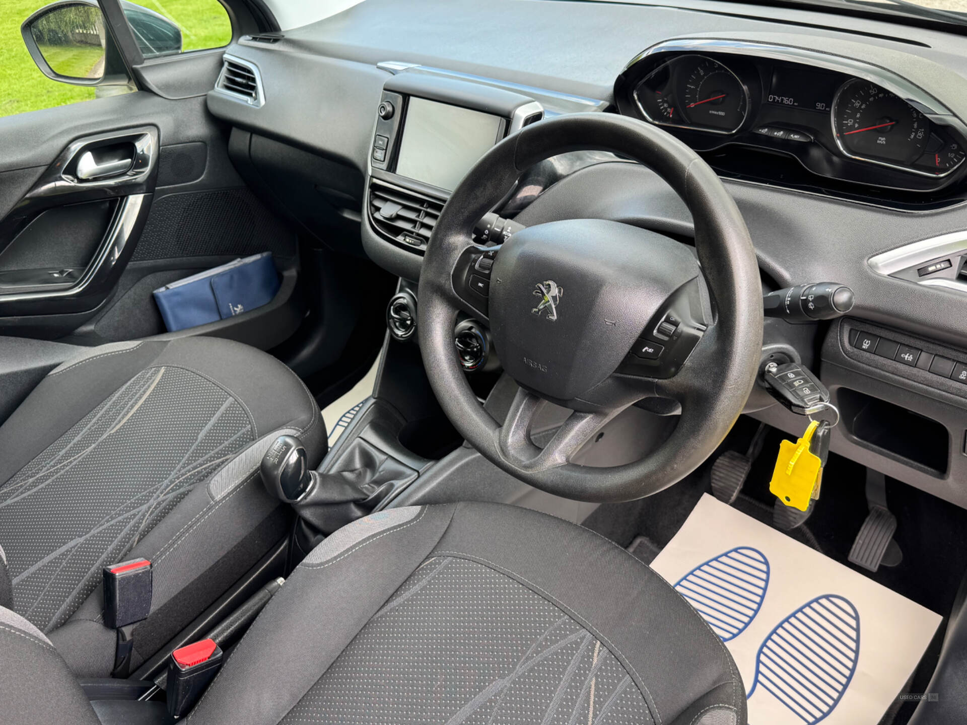 Jan 2015 Peugeot 208 1.2 VTi Active 5dr
