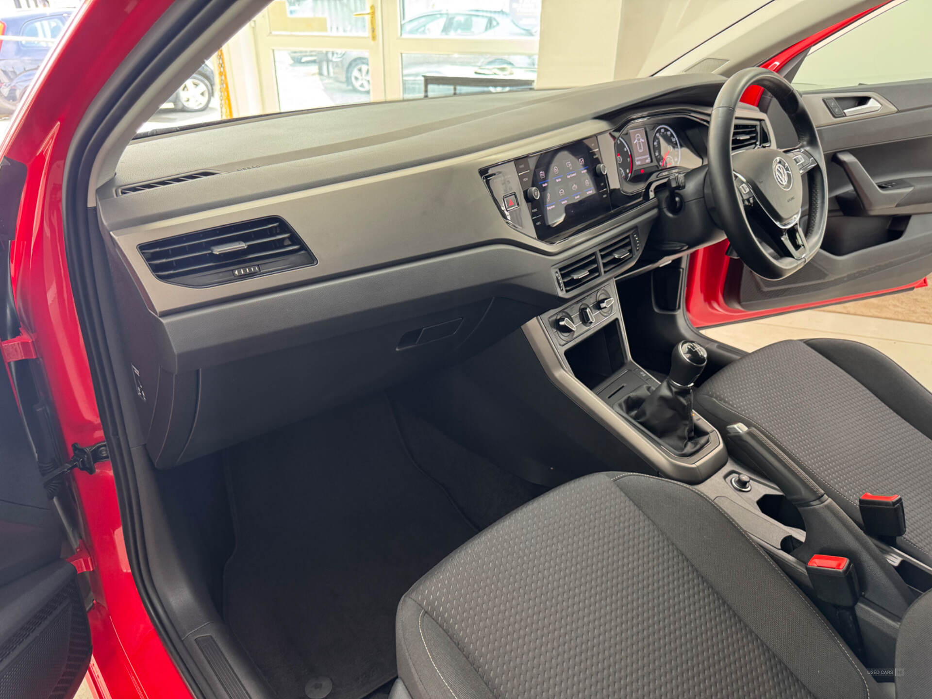 Volkswagen Polo HATCHBACK in Down