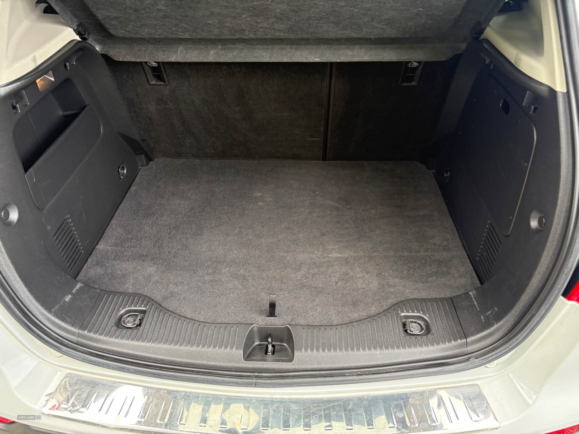 Apr 2017 Vauxhall Mokka X 1.6i Elite 5dr