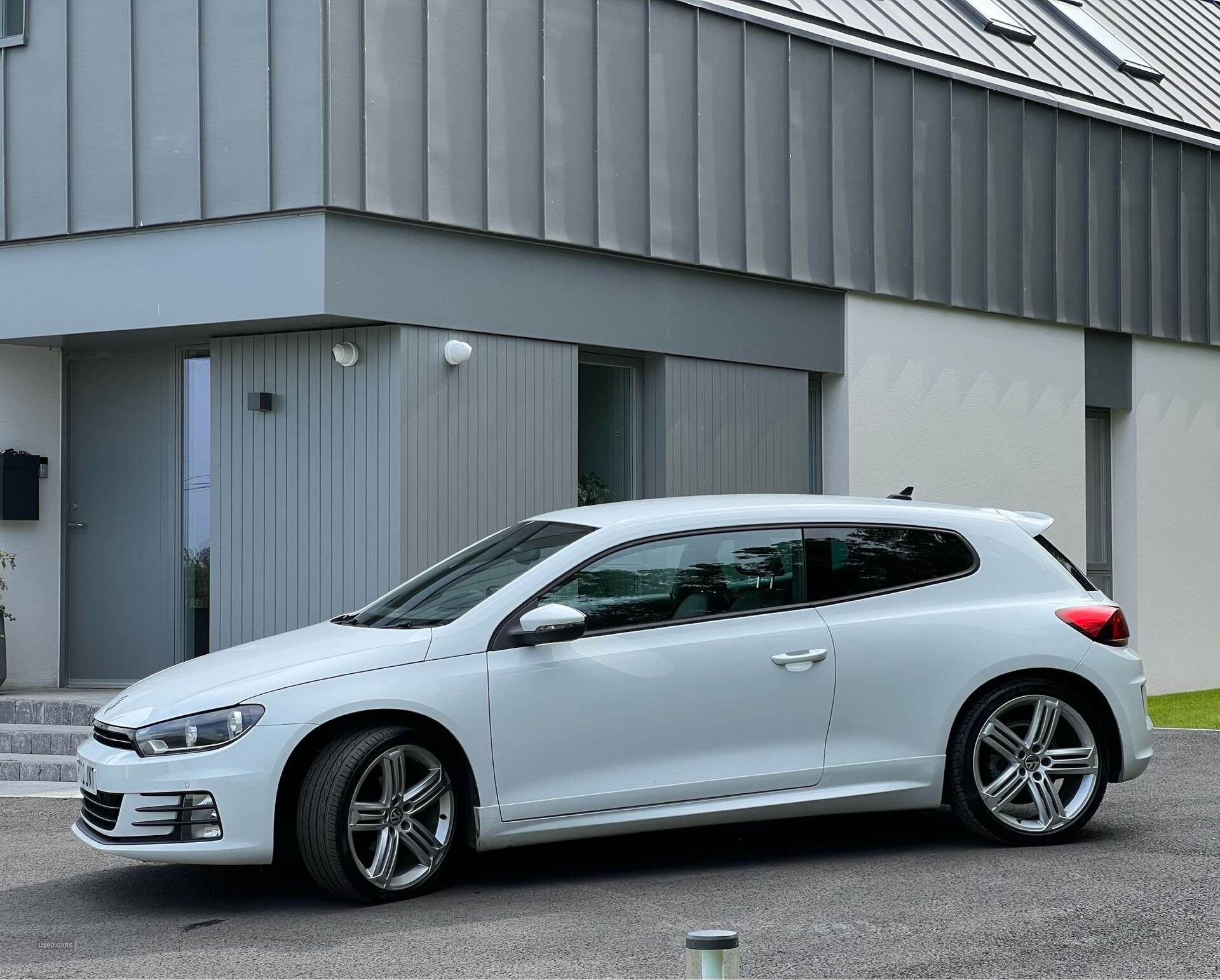 May 2015 Volkswagen Scirocco 2.0 TDi BlueMotion Tech R-Line 3dr
