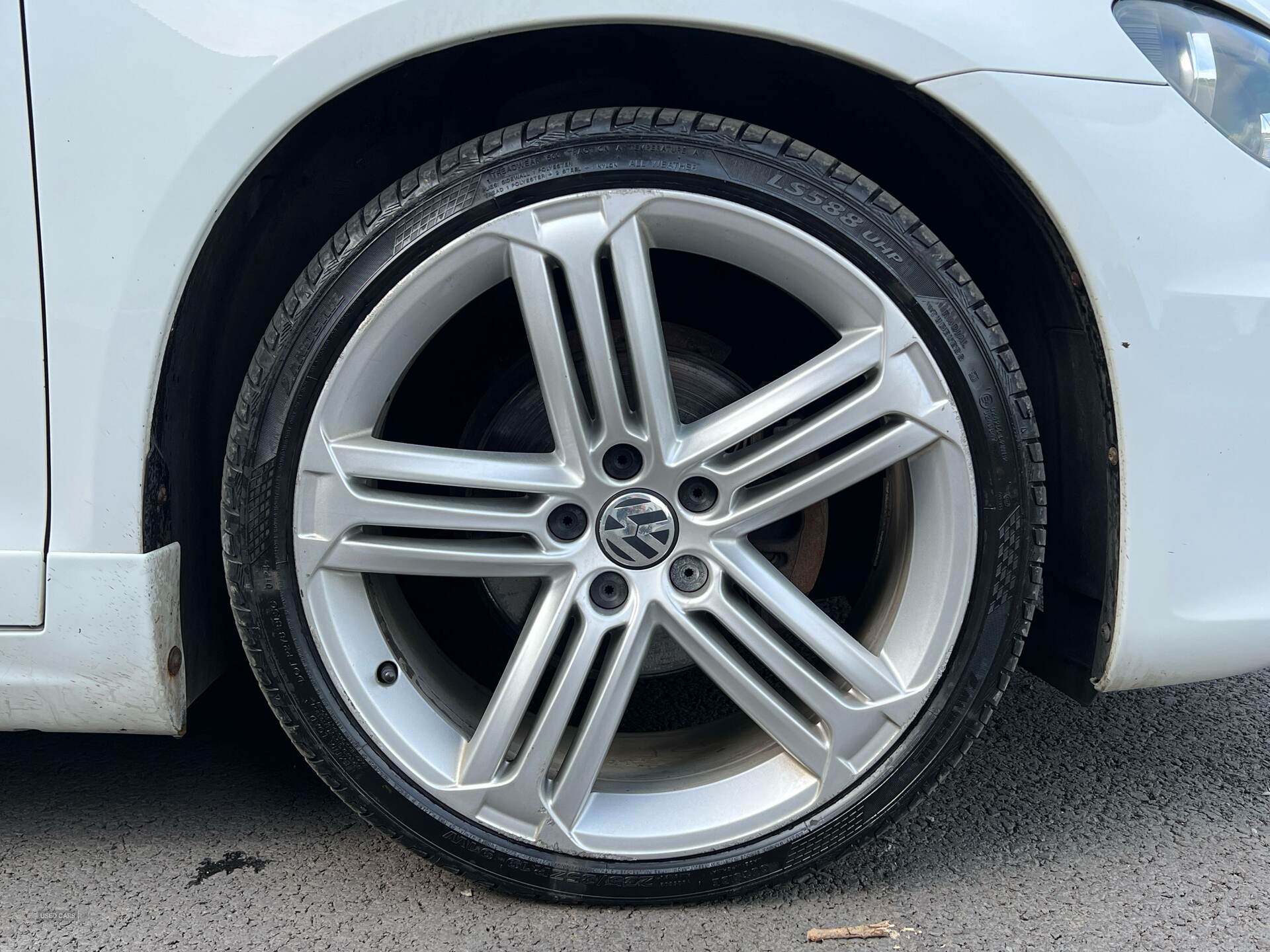 May 2015 Volkswagen Scirocco 2.0 TDi BlueMotion Tech R-Line 3dr
