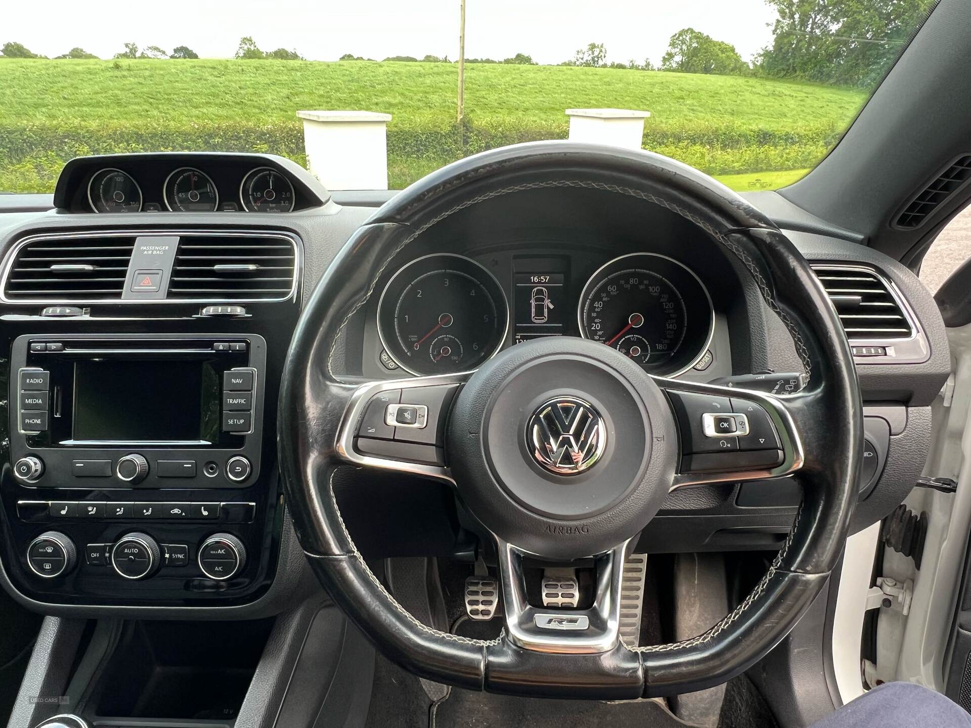 May 2015 Volkswagen Scirocco 2.0 TDi BlueMotion Tech R-Line 3dr