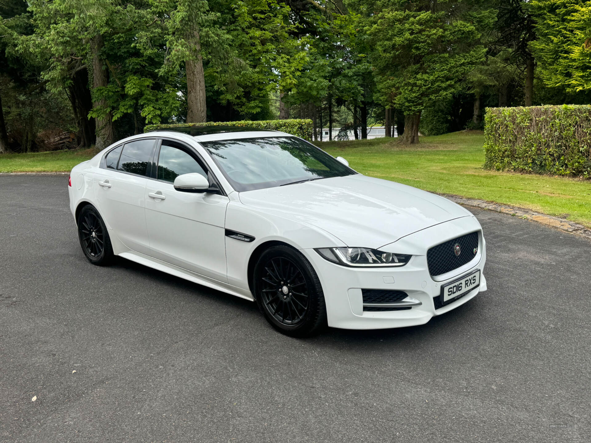 Mar 2016 Jaguar XE 2.0d R-Sport 4dr Auto