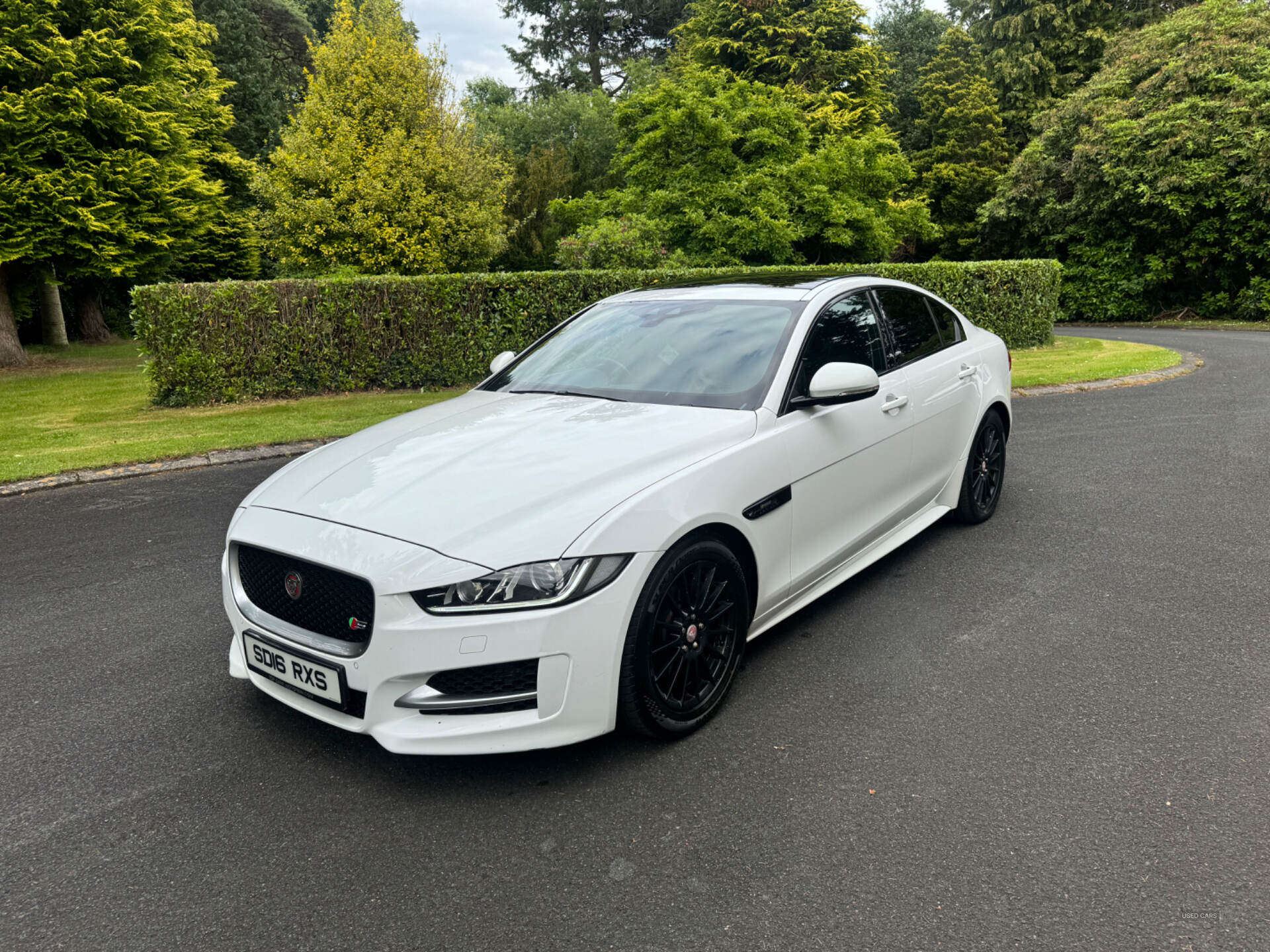 Mar 2016 Jaguar XE 2.0d R-Sport 4dr Auto
